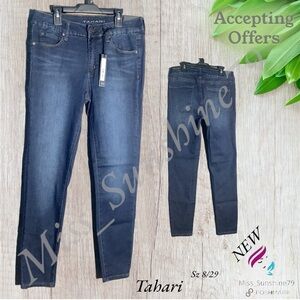TAHARI NEW - Sz 8 / 29 - classic skinny jeans - soft feel & comfy stretch